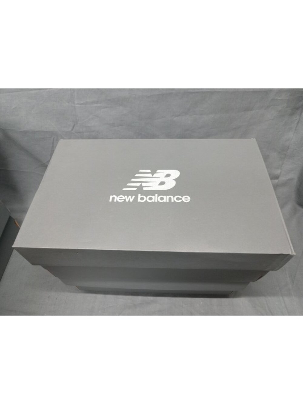 New Balance 9060 Sneakers GC9060VD Beige Pink Girls Size 6.5 NEW IN BOX! - Picture 13 of 13